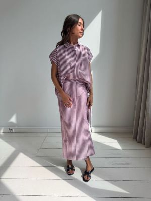 pink burgundy s