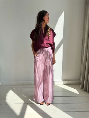  pink burgundy s