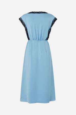  dusk blue