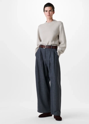 dark grey melan